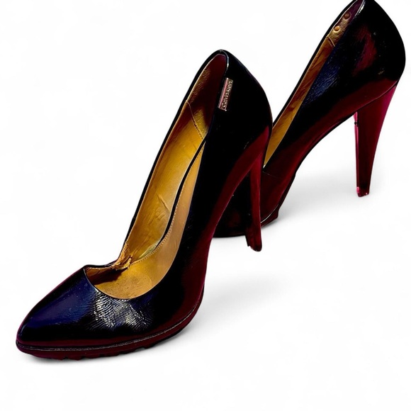 Calvin Klein Elegant Black and Red Stilettos - Picture 1 of 2
